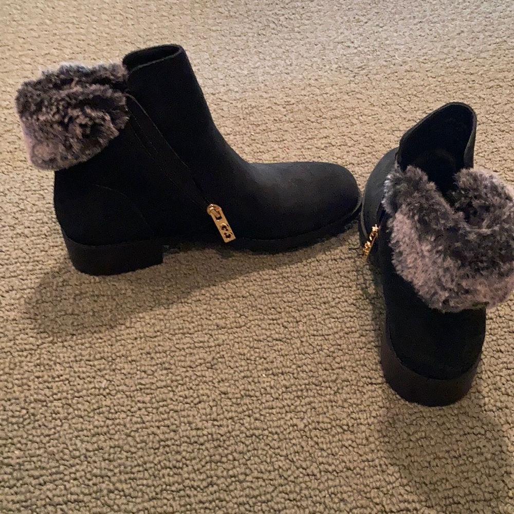 Cole haan weatherproof boots